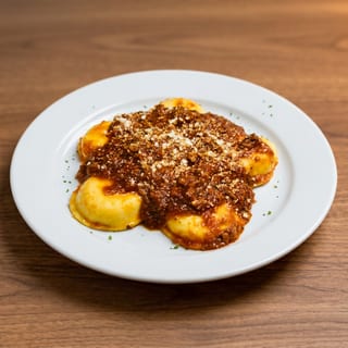 Ravioli w/Meat Sauce